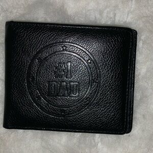 #1 DAD wallet